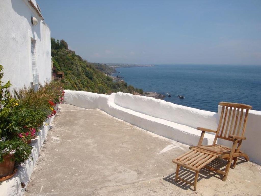 Come In Sicily La Pietra Monaca Appartement Acireale Kamer foto